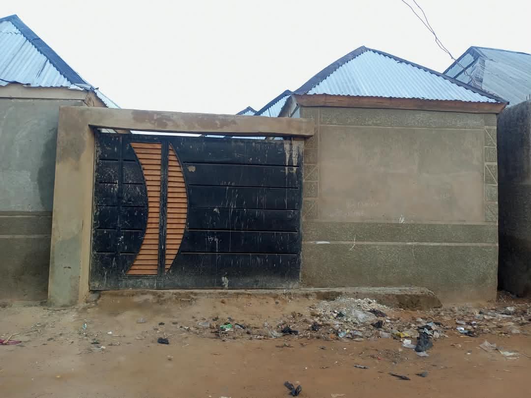 Bungalow 3 bedroom at mabera, sokoto